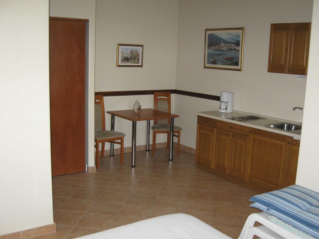Americana Luxury Apartments Zablace Exterior photo